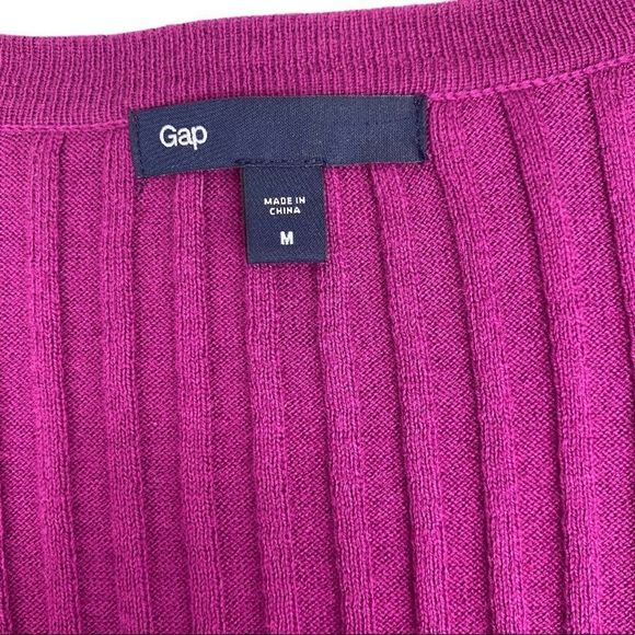 GAP Women's Purple Cardigan Sweater - Picture 4 of 6